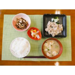 本日のお昼ご飯