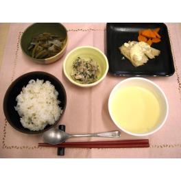 本日のお昼ごはん