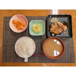 本日のお昼ご飯
