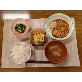 本日のお昼ご飯