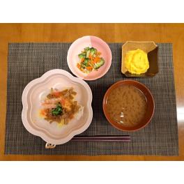 本日のお昼ご飯