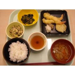 本日のお昼ごはん