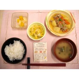 本日のお昼ごはん