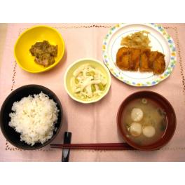 本日のお昼ごはん
