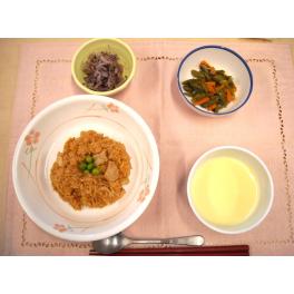 本日のお昼ごはん
