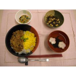 本日のお昼ごはん