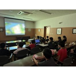 映画鑑賞会をしました