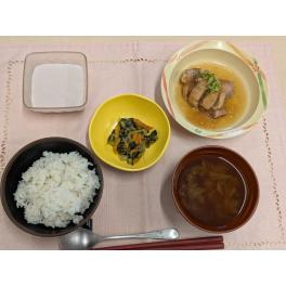 本日のお昼ごはん