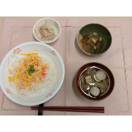 本日のお昼ごはん