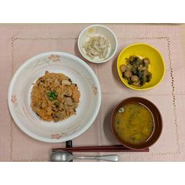 本日のお昼ごはん