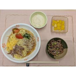 本日のお昼ごはん