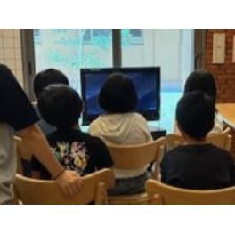 DVDで映画鑑賞【かいごTERAKOYA】