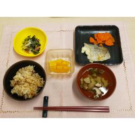 本日のお昼ごはん