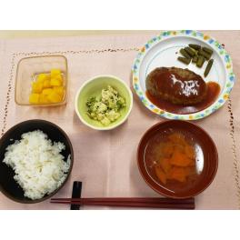 本日のお昼ごはん